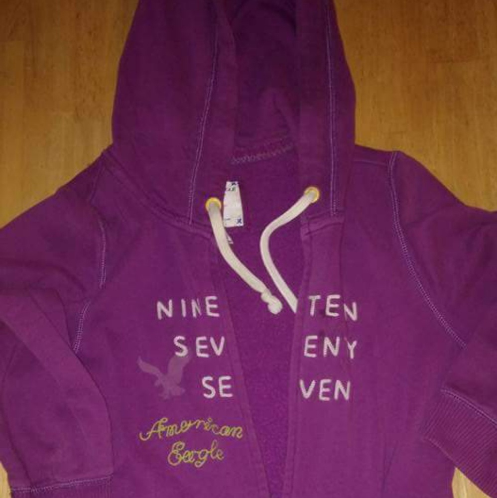 American eagle size med 3/4 sleeve hoodie vguc